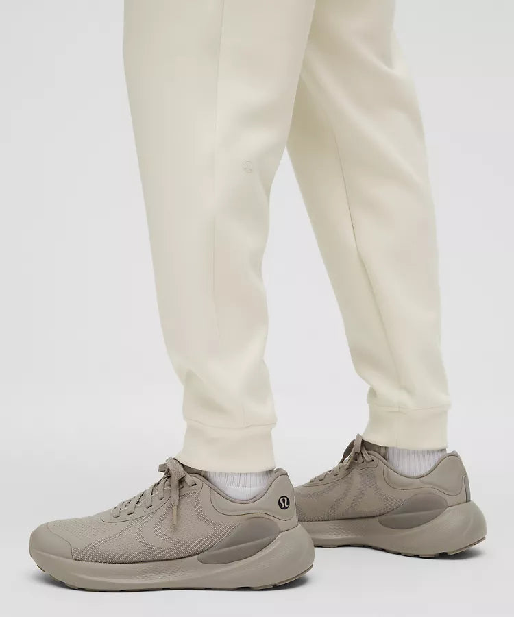 Smooth Jogger White